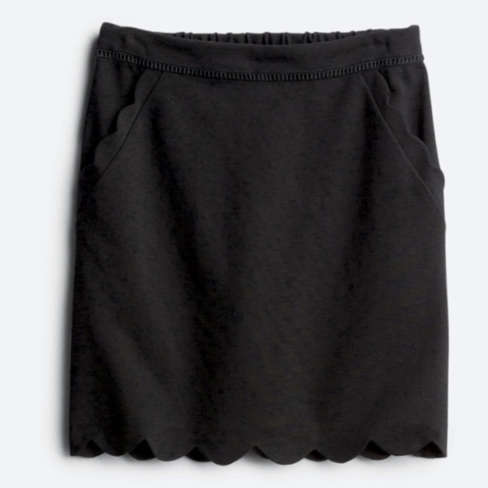 Black Berenice Scallop Hem Skirt Size Medium Petite stitch fix